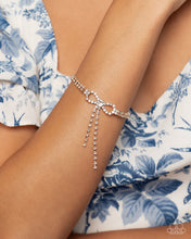 Load image into Gallery viewer, Dapper Delicacy Delight - Gold