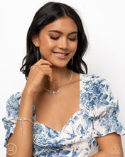 Load image into Gallery viewer, Dapper Delicacy Delight - Gold