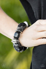 Load image into Gallery viewer, In Good Glazes - Black Necklace Set