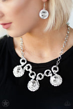Load image into Gallery viewer, Hypnotized Necklace - Gold