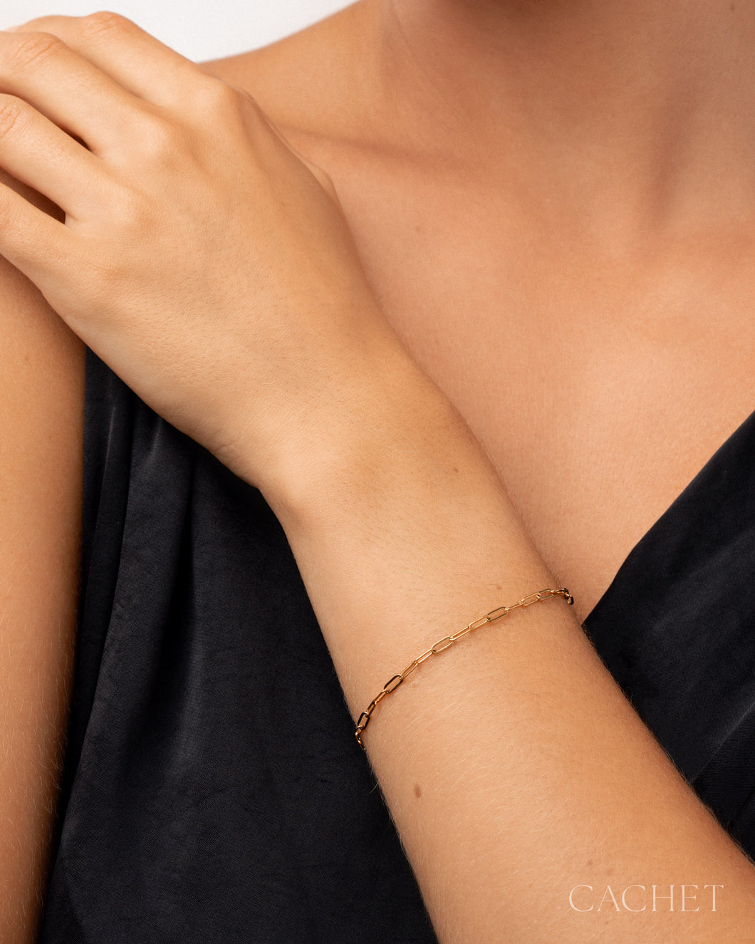 Anove - 18K Gold Plated Cachet