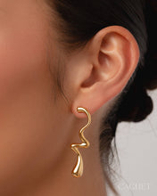 Load image into Gallery viewer, Ripple - 18K Gold Plated - Cachet
