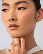 Load image into Gallery viewer, Flicker - 18K Gold Plated - Cachet
