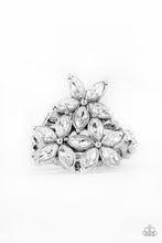 Load image into Gallery viewer, Gardenia Grandeur - White
