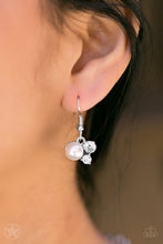 Load image into Gallery viewer, Toast To Perfection - White Pearl Necklace
