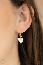 Load image into Gallery viewer, Paparazzi Accessories Playing HEART To Get - Gold Necklace
