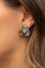 Load image into Gallery viewer, Gorgeously Galleria - Brass Clip On
