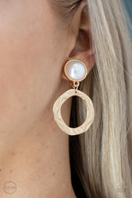 Load image into Gallery viewer, Vintage Veracity - Gold Clip On
