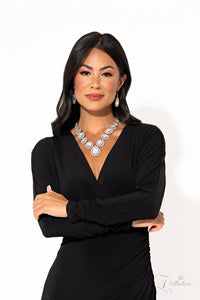 Everlasting - White Zi Collection Signature Piece