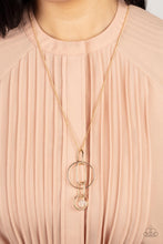 Load image into Gallery viewer, Park Avenue Princess - Gold

