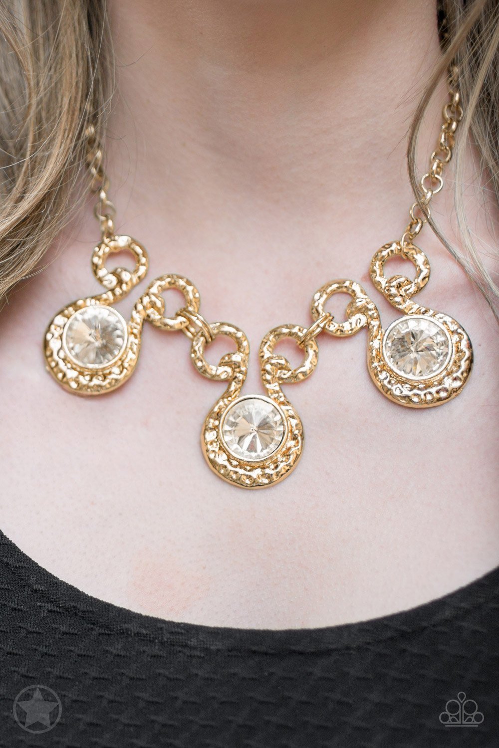 Hypnotized Necklace - Gold