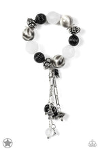 Load image into Gallery viewer, Break A Leg - Black Necklace Set

