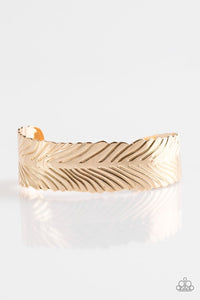 Ruffle Feathers - Gold